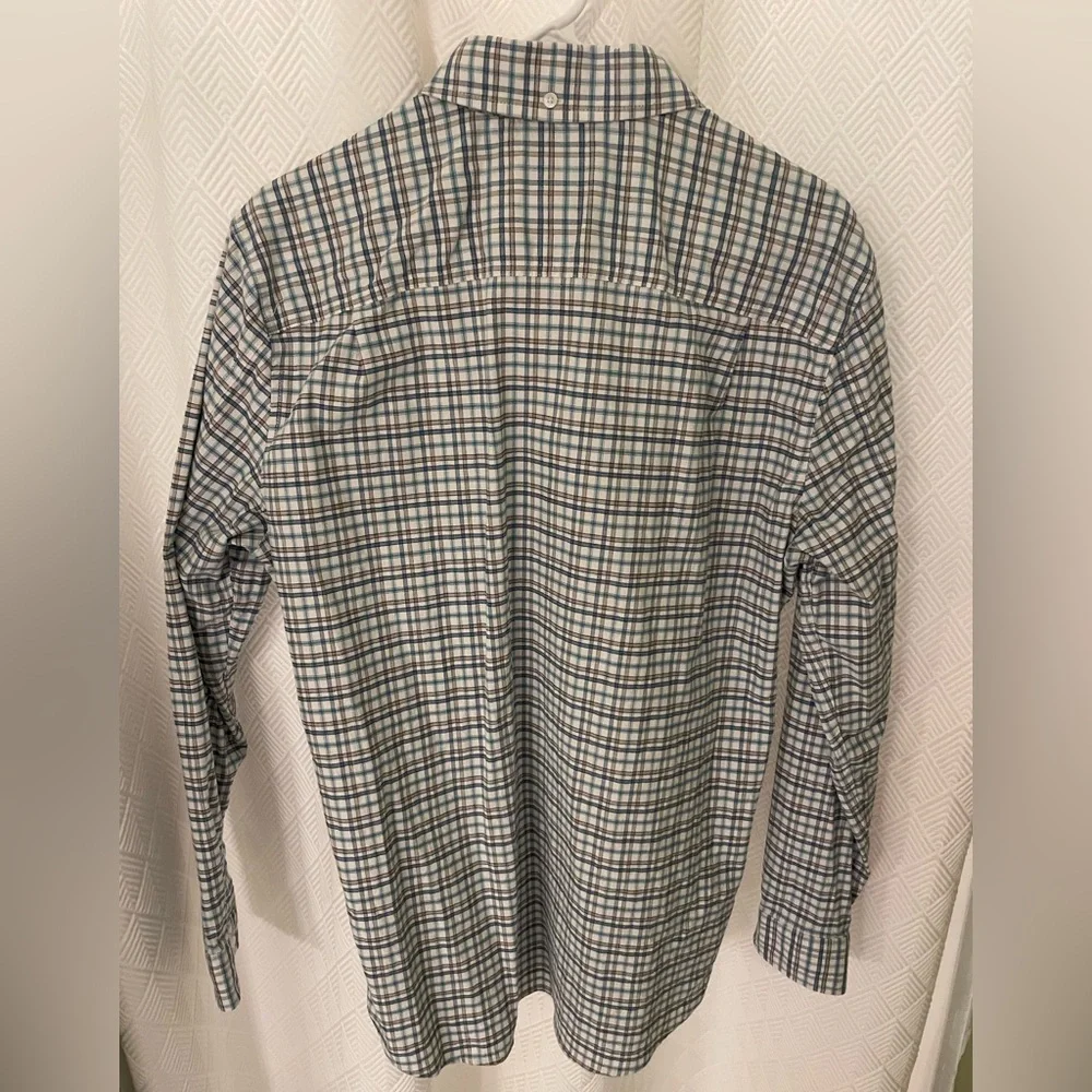 Men's LL Bean Plaid Button-Down Shirt Slightly Fitted - Picture 2 of 3